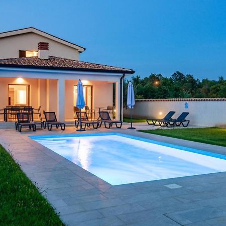 Holiday House Luca بوريتش المظهر الخارجي الصورة