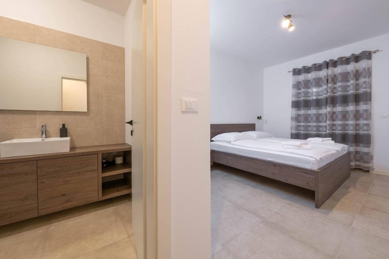 Holiday House Luca بوريتش المظهر الخارجي الصورة