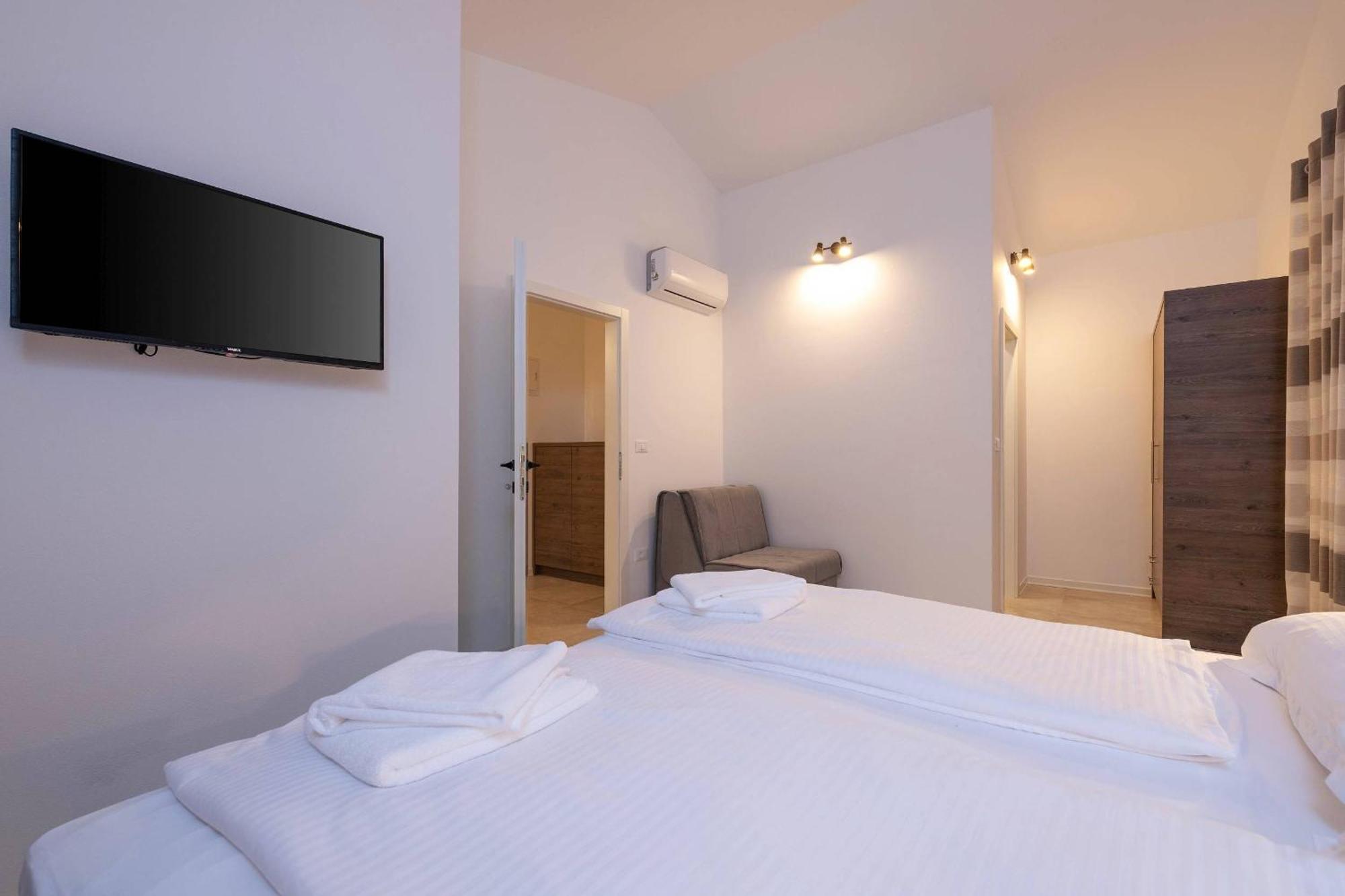 Holiday House Luca بوريتش المظهر الخارجي الصورة