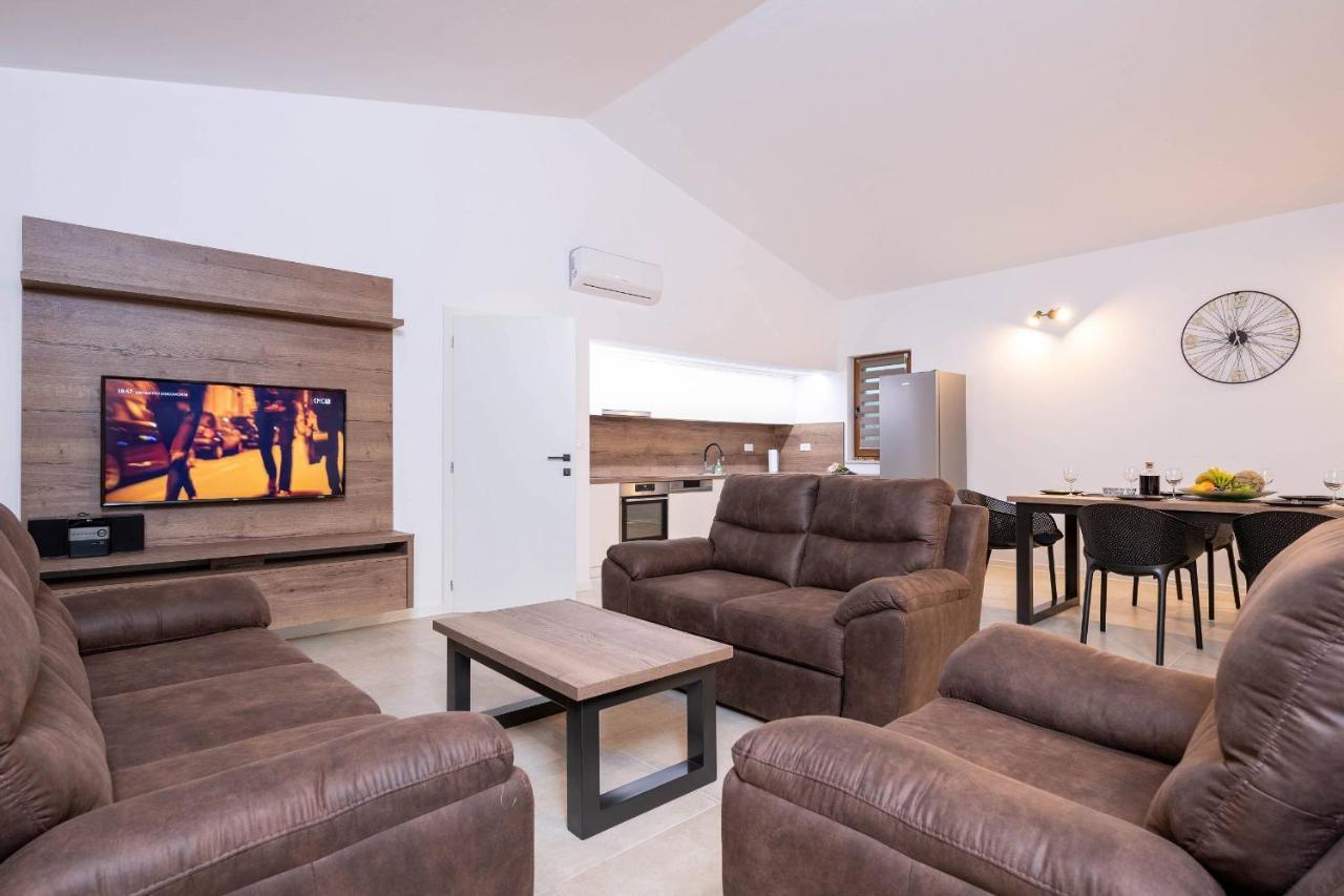Holiday House Luca بوريتش المظهر الخارجي الصورة