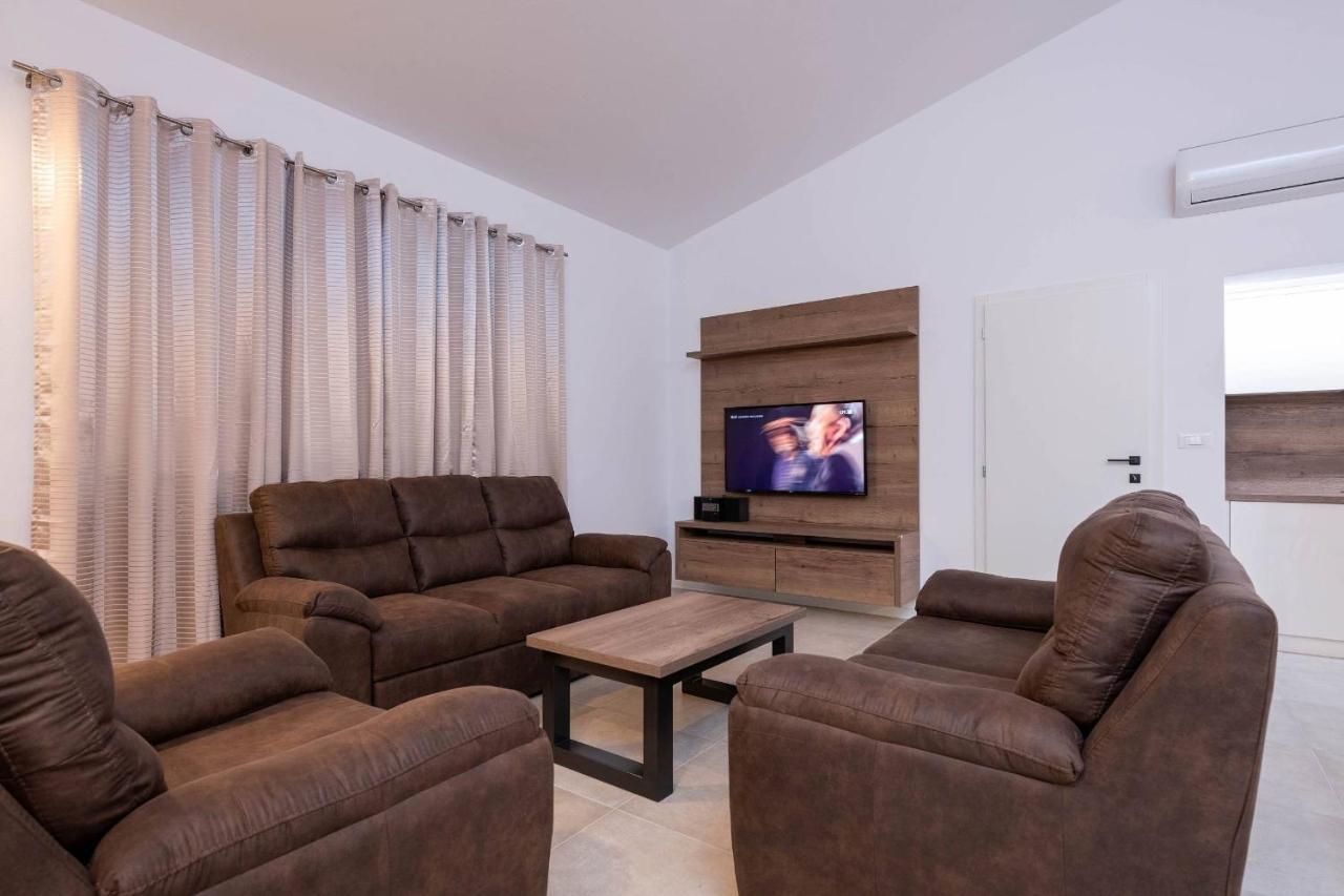 Holiday House Luca بوريتش المظهر الخارجي الصورة