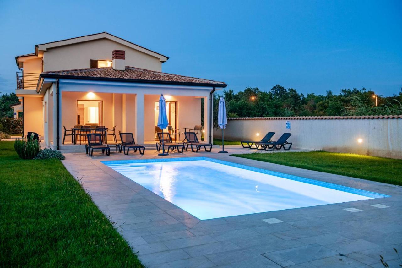 Holiday House Luca بوريتش المظهر الخارجي الصورة