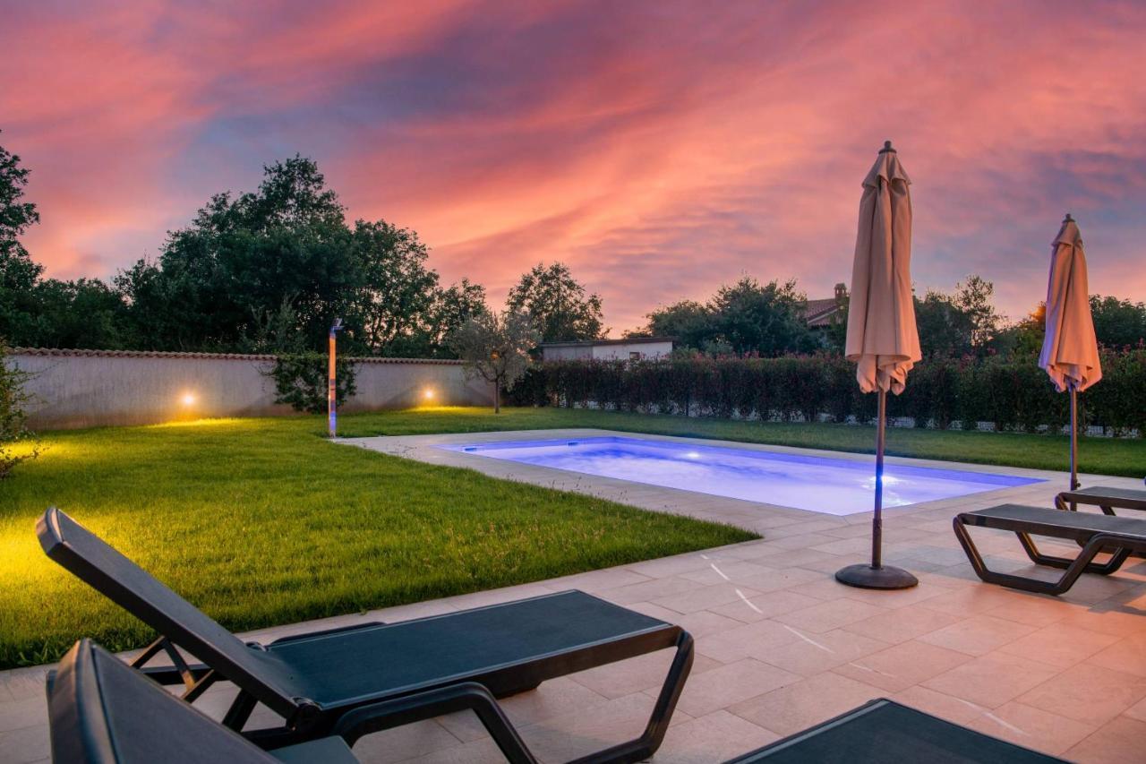 Holiday House Luca بوريتش المظهر الخارجي الصورة